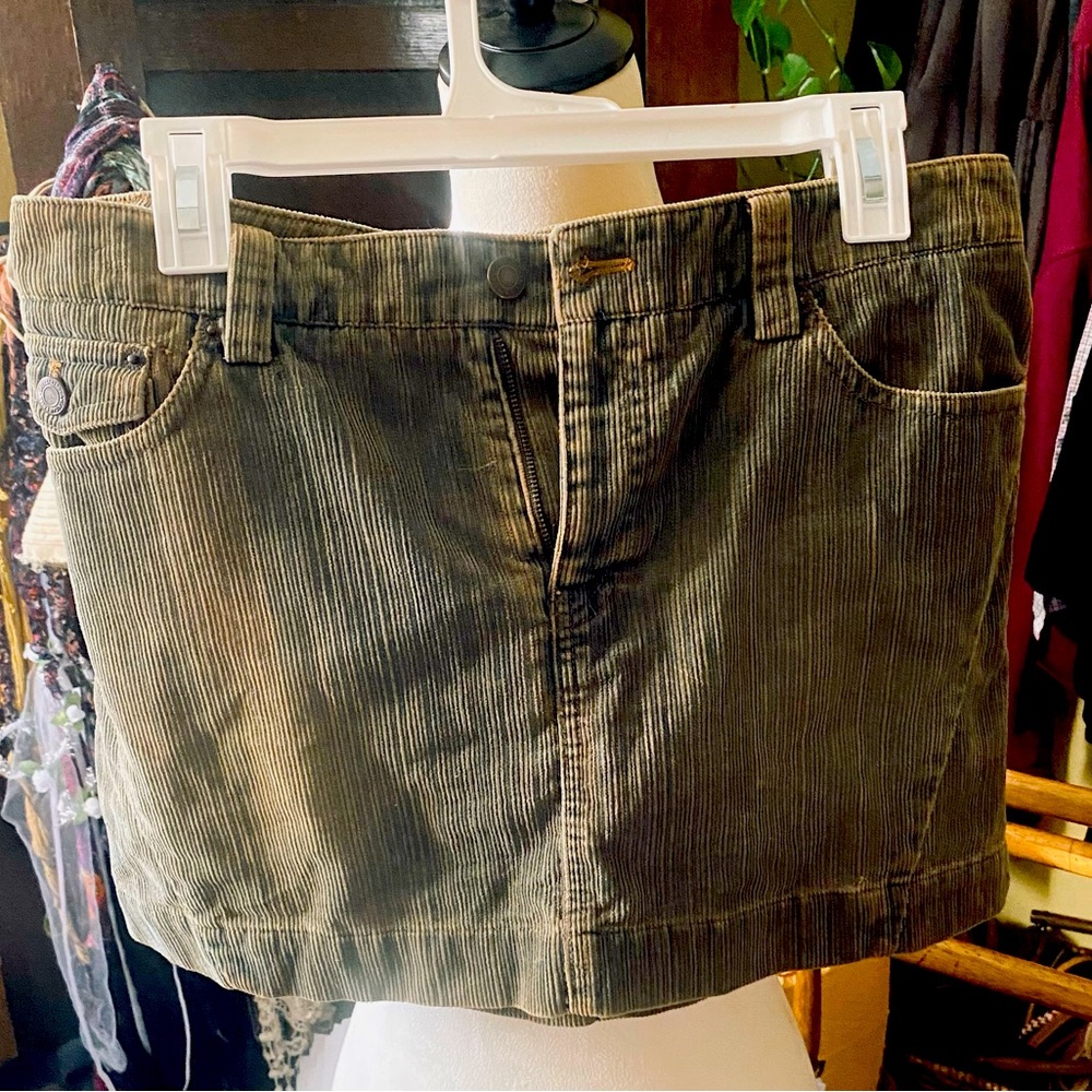90s American Eagle corduroy skirt